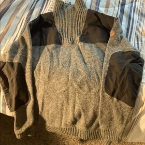 Fjall Raven sweater